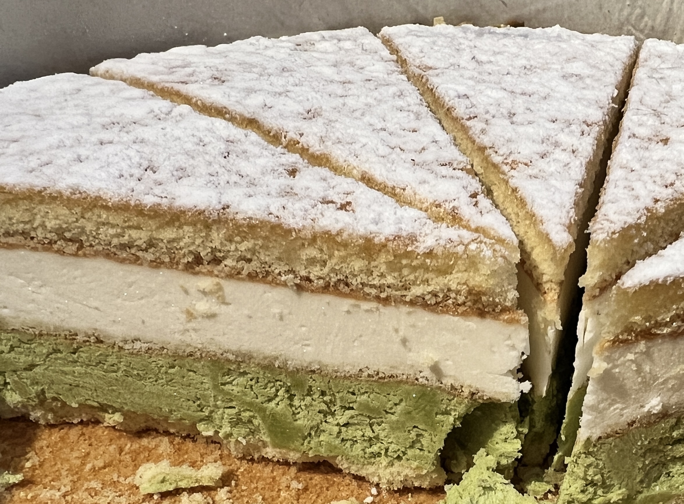 Pistachio & Ricotta Cake